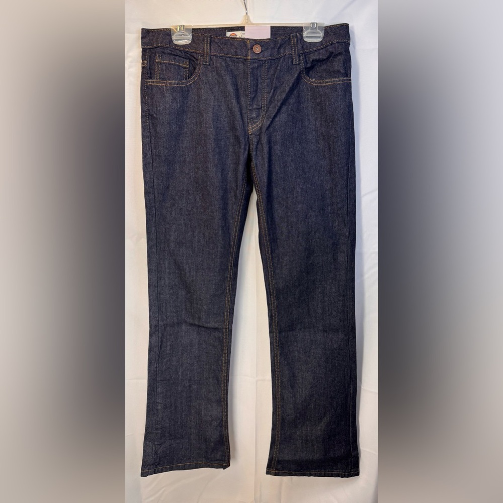 NWT Dickies Women’s Jeans- Size 6